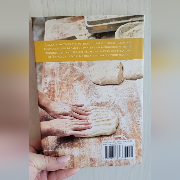 Unused  Eataly Cookbook - Picture 2 of 3